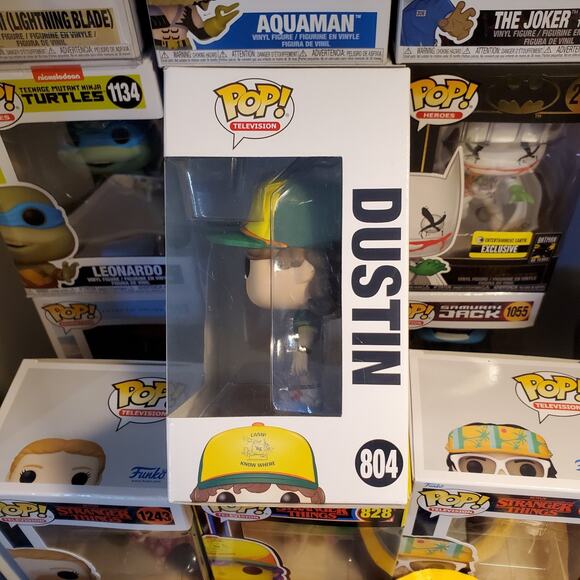 Funko Pop! Vinyl: Stranger Things - Dustin #804 - Picture 4 of 6